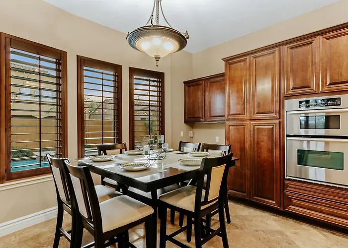 Holiday home 6br Gilbert Retreat- Pool, Hot Tub, Game *